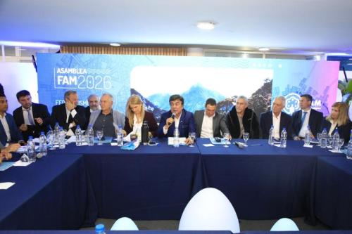 Fernando Espinosa fue reelecto al frente de la FAM